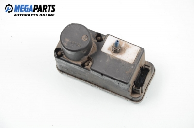 Vacuum pompă central for Volkswagen Polo (6N/6N2) 1.3, 55 hp, 1995