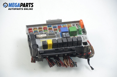 Fuse box for Opel Zafira A 2.0 16V DTI, 101 hp, 2003