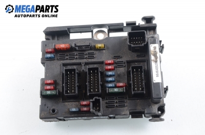 Fuse box for Peugeot 307 2.0 HDi, 107 hp, hatchback, 5 doors, 2004