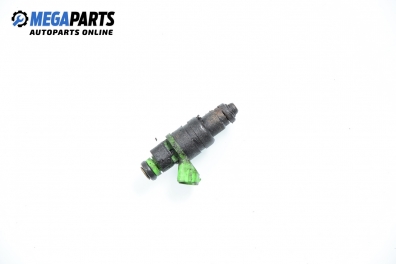 Gasoline fuel injector for Volkswagen Passat (B5; B5.5) 2.0, 115 hp, sedan automatic, 2001