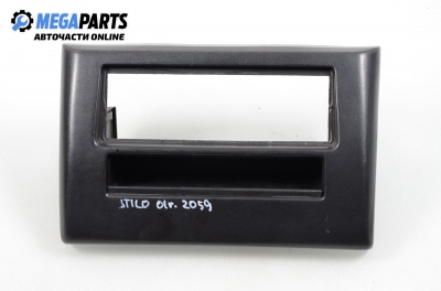 Plastic interior pentru Fiat Stilo 1.9 JTD, 115 cp, hatchback, 5 uși, 2001