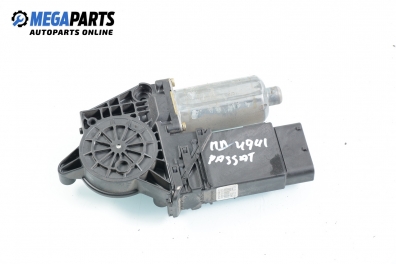 Antriebsmotor el. fensterheber for Volkswagen Passat (B5; B5.5) 1.8 4motion, 125 hp, combi, 1998, position: rechts, vorderseite