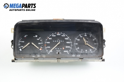 Instrument cluster for Volkswagen Passat (B3) 1.6, 72 hp, station wagon, 1990