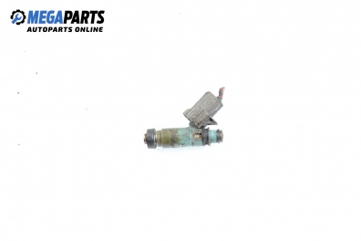 Gasoline fuel injector for Subaru Forester 2.0 Turbo AWD, 177 hp automatic, 2002