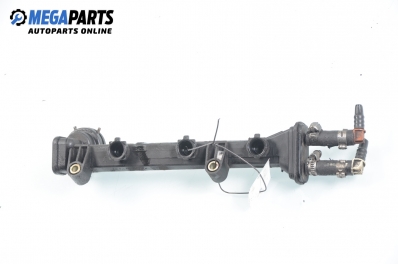 Fuel rail for Smart  Fortwo (W450) 0.6, 55 hp, 2001