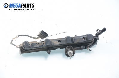 Fuel rail for Volkswagen Golf III 2.0 16V GTI, 150 hp, 3 doors, 1994 № Bosch 0 280 151 016 / 037 133 313 AM