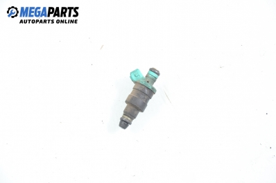 Gasoline fuel injector for Lancia Delta 1.8 i.e., 103 hp, 5 doors, 1995