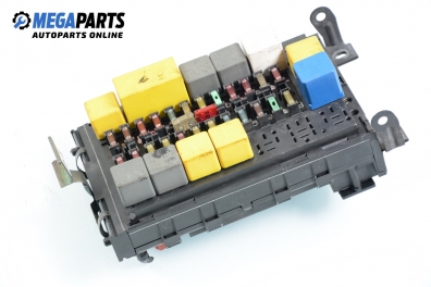 Fuse box for Lancia Delta 1.9 TD, 90 hp, 5 doors, 1999