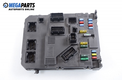 Fuse box for Peugeot 407 2.0 HDi, 136 hp, sedan, 2004