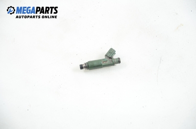 Gasoline fuel injector for Toyota Avensis 1.8 VVT-i, 129 hp, sedan, 2001