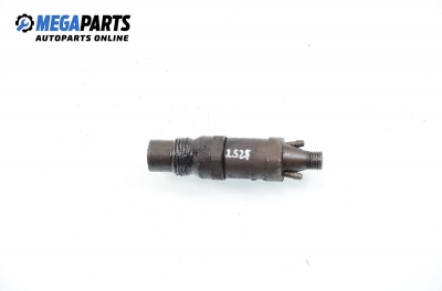 Diesel fuel injector for Volkswagen Golf III 1.9 TD, 75 hp, 1995