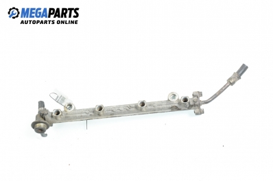 Fuel rail for Mitsubishi Space Runner 1.8, 122 hp, 1993