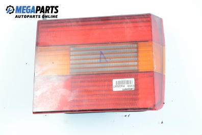 Inner tail light for Volkswagen Passat (B4) 1.9 TDI, 90 hp, sedan, 1994, position: left