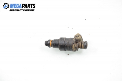 Gasoline fuel injector for Renault Espace II 2.2, 108 hp, 1992