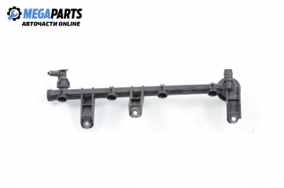 Fuel rail for Renault Megane Scenic 1.6, 90 hp, minivan, 5 doors, 1997