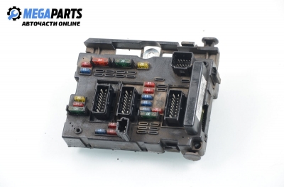 Fuse box for Peugeot 307 2.0 HDI, 90 hp, hatchback, 5 doors, 2001