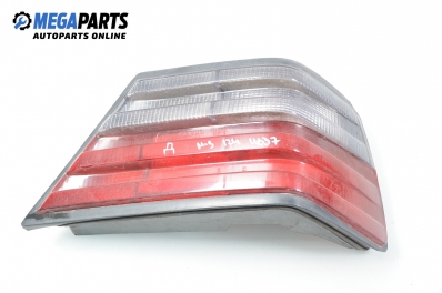 Tail light for Mercedes-Benz 124 (W/S/C/A/V) 2.0, 118 hp, sedan, 1988, position: right
