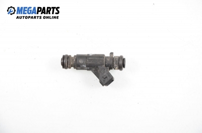 Gasoline fuel injector for Mercedes-Benz M-Class W163 3.2, 218 hp automatic, 1999