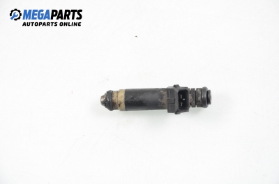 Gasoline fuel injector for Renault Clio II 1.4, 75 hp, sedan, 2000