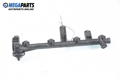 Fuel rail for Renault Megane Scenic 1.6, 90 hp, 1998