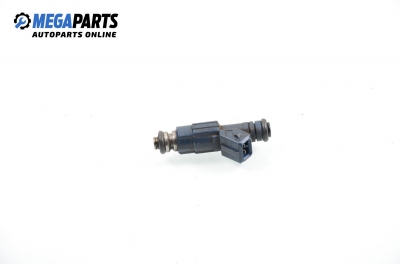 Gasoline fuel injector for Opel Vectra B 2.5, 170 hp, station wagon, 1999