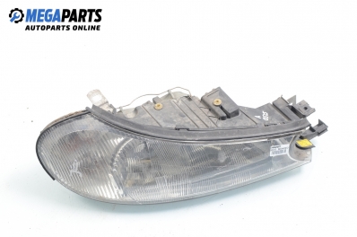 Headlight for Ford Mondeo Mk II 1.8, 115 hp, sedan, 2000, position: right Bosch