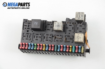 Fuse box for Volkswagen Golf III 1.8, 75 hp, 5 doors, 1991