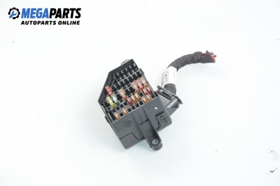 Fuse box for Volkswagen Passat (B6) 2.0 TDI, 170 hp, station wagon automatic, 2007