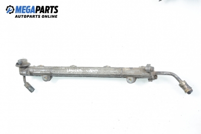 Fuel rail for Mitsubishi Lancer 1.6 16V, 113 hp, station wagon, 1995