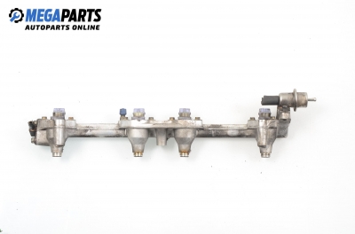 Rampă combustibil cu injectoare pentru Ford Galaxy 2.0, 116 cp, 1996