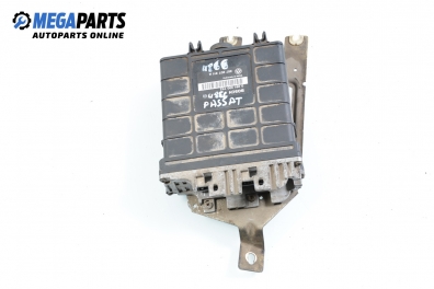 ECU für Volkswagen Passat (B3) 1.8, 90 hp, combi, 1992 № Bosch 0 280 000 752