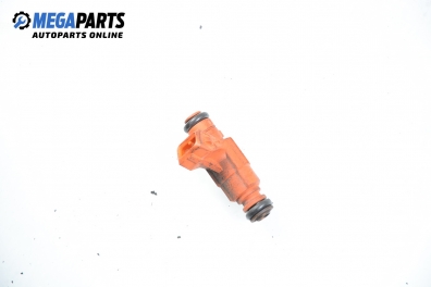 Gasoline fuel injector for Peugeot Partner 1.6 16V, 109 hp, passenger, 2001