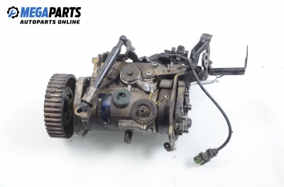 Diesel injection pump for Volvo S40/V40 1.9 TD, 90 hp, station wagon, 1999 № lucas R8448B260A