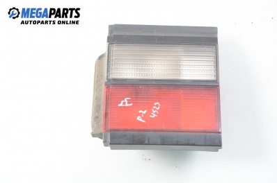 Inner tail light for Volkswagen Passat (B3) 1.8, 90 hp, sedan, 1989, position: right