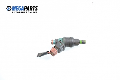 Gasoline fuel injector for Mitsubishi Galant VII 2.0 24V, 150 hp, sedan, 1995