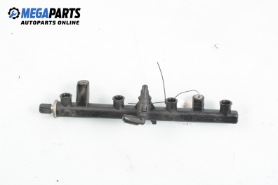 Fuel rail for Alfa Romeo 147 1.6 16V T.Spark, 120 hp, 3 doors, 2001