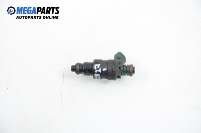 Gasoline fuel injector for Daewoo Nexia 1.5 16V, 90 hp, sedan, 1996