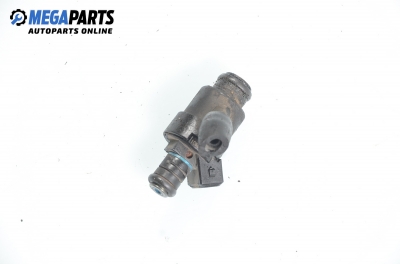 Gasoline fuel injector for BMW 3 (E36) 1.6, 102 hp, sedan, 1996