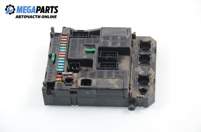 Fuse box for Peugeot 307 2.0 HDI, 90 hp, hatchback, 5 doors, 2001 № 9641079680