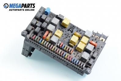Fuse box for Mercedes-Benz M-Class W163 4.0 CDI, 250 hp automatic, 2002