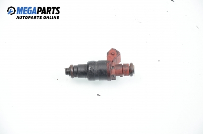 Gasoline fuel injector for Mercedes-Benz C-Class 202 (W/S) 1.8, 122 hp, station wagon, 1996