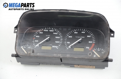 Bloc instrumente de bord pentru Volkswagen Golf III 1.4, 60 cp, 3 uși, 1993