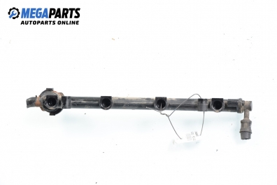 Fuel rail for Rover 400 1.4 Si, 103 hp, sedan, 2000