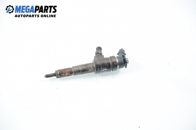 Diesel fuel injector for Peugeot 206 1.4 HDi, 69 hp, 2003 № Bosch 0 445 110 135