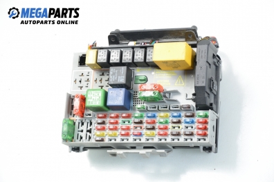 Sicherungskasten für Opel Astra G 2.2 16V, 147 hp, coupe, 2000 № GM 24 412 497