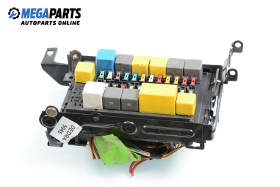 Tablou cu siguranțe pentru Lancia Dedra 1.8 16V, 113 cp, combi, 1996