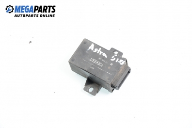 Central lock module for Opel Astra F 1.6, 75 hp, station wagon, 1997 № 90 356 128