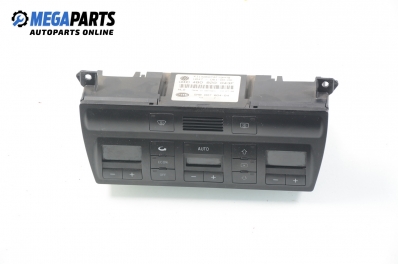 Air conditioning panel for Audi A6 (C5) 2.5 TDI, 150 hp, station wagon, 1999 № 4B0 820 043F