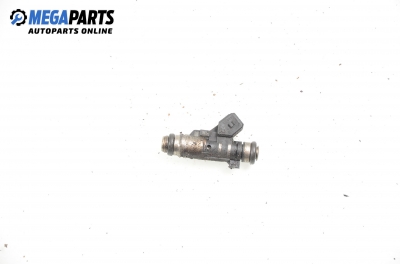 Gasoline fuel injector for Peugeot 206 1.1, 60 hp, hatchback, 3 doors, 2000