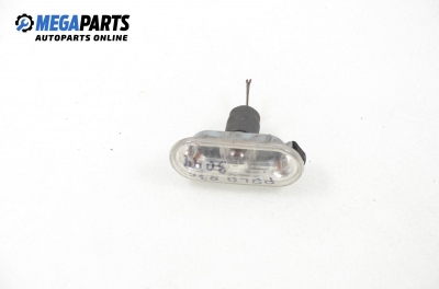 Blinker for Volkswagen Polo (9N/9N3) 1.4 TDI, 75 hp, 3 doors, 2003